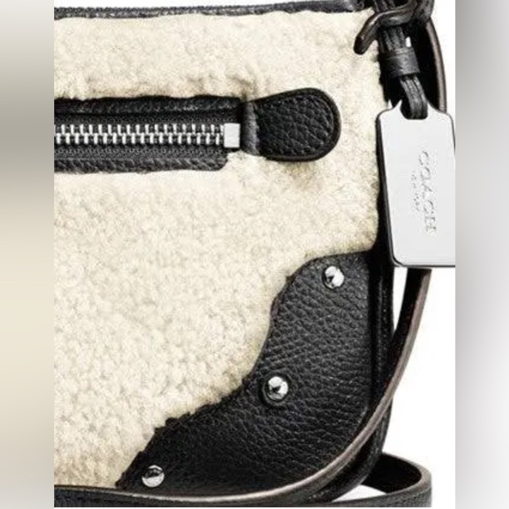 Coach Small Rhyder Pochette Crossbody in Shearling EUC - Picture 10 of 11